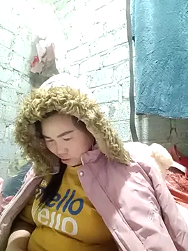 jienrrr online show from November 3, 1:15 pm