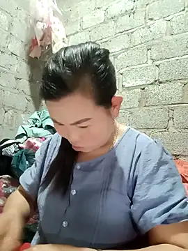 jienrrr online show from October 27, 2:01 am