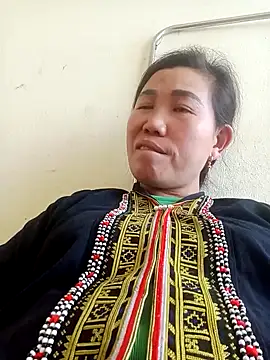 jienrrr online show from November 7, 6:29 am