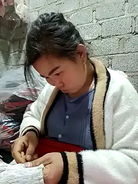 jienrrr online show from October 23, 1:15 am