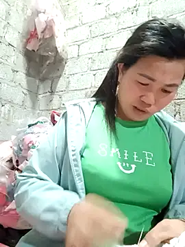 jienrrr online show from October 27, 2:07 pm