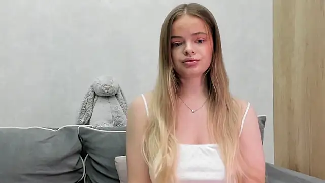 Sarah keyy online show from February 26, 5:57 pm