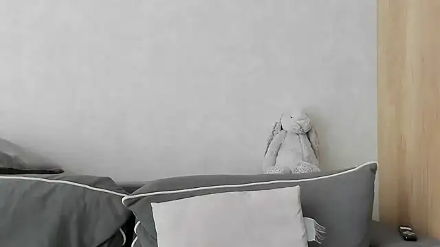 Sarah keyy online show from April 13, 3:16 pm