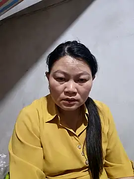 Snapshot of yoowwmr chatting on November 12, 1:48 pm yoowwmr online show from November 12, 1:48 pm