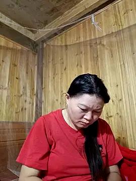 Snapshot of yoowwmr chatting on November 1, 2:40 am yoowwmr online show from November 1, 2:40 am