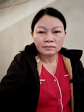 Snapshot of yoowwmr chatting on November 16, 12:04 am yoowwmr online show from November 16, 12:04 am