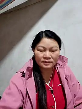 Snapshot of yoowwmr chatting on November 17, 12:14 am yoowwmr online show from November 17, 12:14 am