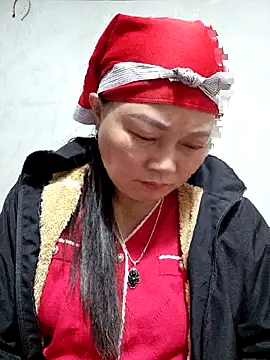 Snapshot of yoowwmr chatting on December 1, 2:51 pm yoowwmr online show from December 1, 2:51 pm