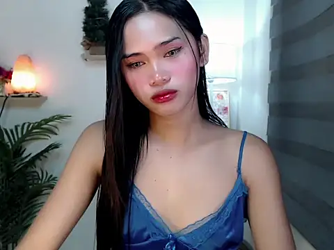 Snapshot of imperfect_zandra chatting on December 3, 4:24 am imperfect zandra online show from December 3, 4:24 am