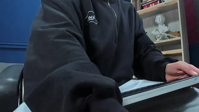 etham wolf  online show from November 8, 11:03 am