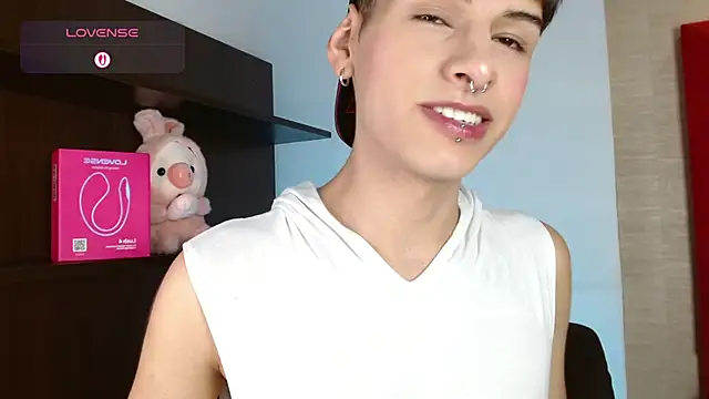 Ezra Storm online show from November 8, 5:33 am