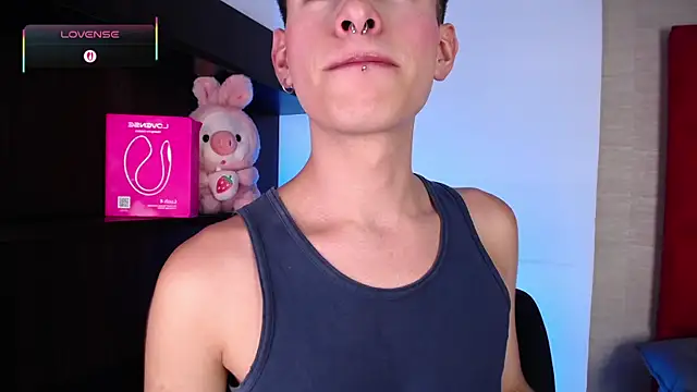 Ezra Storm online show from December 5, 4:44 am