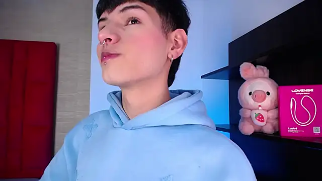 Ezra Storm online show from January 6, 4:16 am