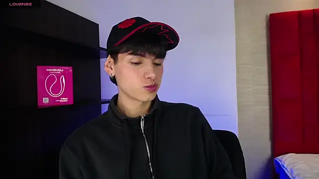 Ezra Storm online show from October 3, 4:58 am