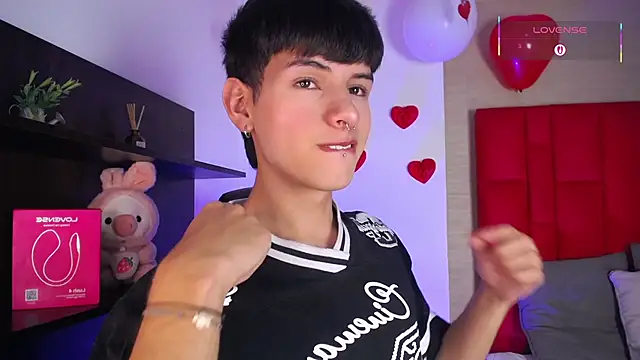 Ezra Storm online show from February 12, 4:56 am