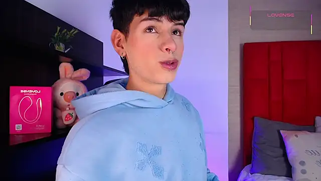 Ezra Storm online show from February 11, 5:18 am