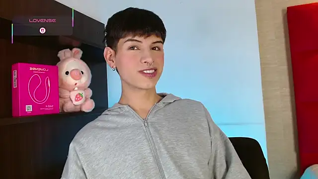 Ezra Storm online show from November 11, 5:02 am