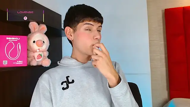 Ezra Storm online show from November 14, 5:11 am