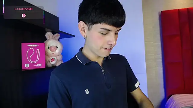 Ezra Storm online show from October 25, 4:44 am