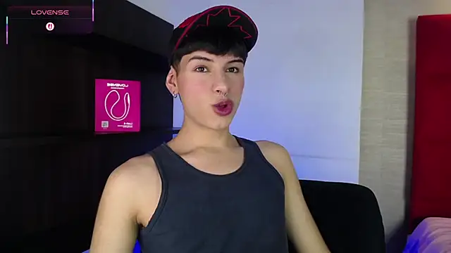 Ezra Storm online show from October 18, 4:47 am