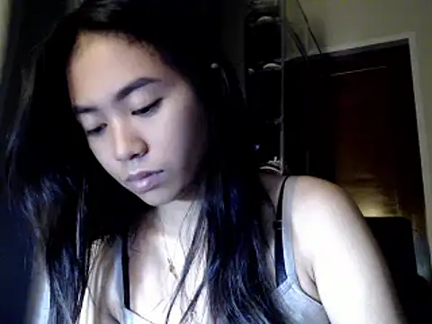 Snapshot of candycrushyyy chatting on October 17, 9:49 pm candycrushyyy online show from October 17, 9:49 pm