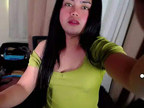 zhillycate online show from October 8, 4:47 am