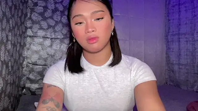 Exotic alyssa69 online show from April 1, 1:08 am