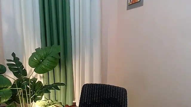 Snapshot of annathompsonxx chatting on September 30, 12:38 am annathompsonxx online show from September 30, 12:38 am