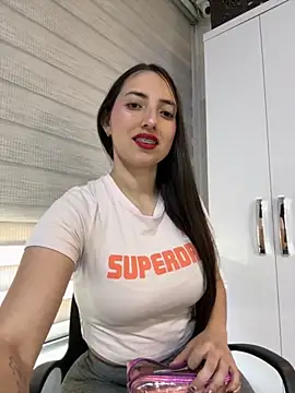 AndieJones  online show from November 12, 12:20 pm