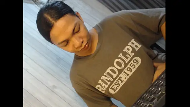 Lovely Daugs online show from January 9, 5:14 am