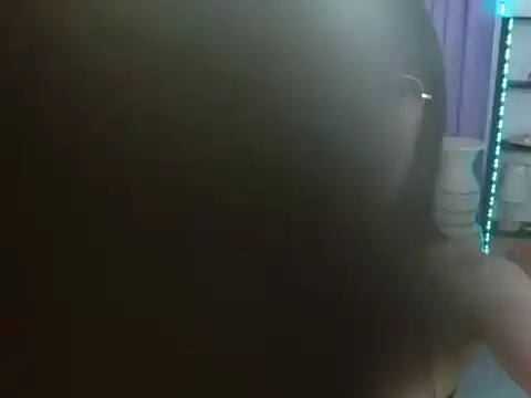 XxTsUncutAskaxX online show from September 14, 5:02 pm