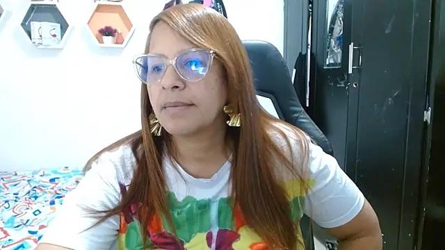 cristydirtyhot online show from May 3, 8:19 am