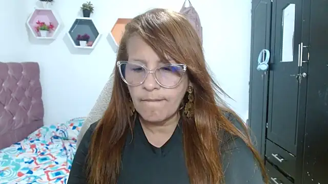 cristydirtyhot online show from March 11, 2:11 pm