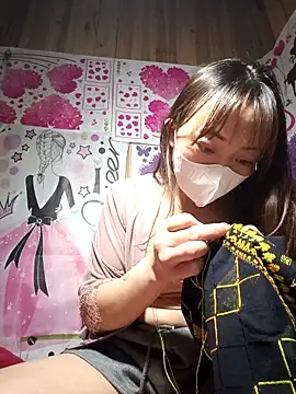 Zhan99999 online show from April 22, 1:40 pm