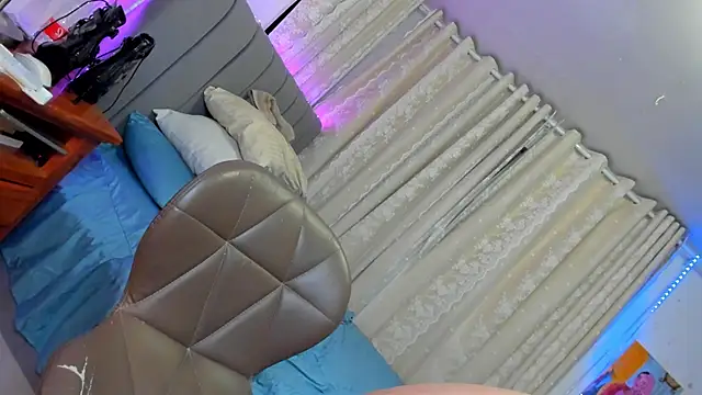 DsexiestQueenx online show from June 9, 8:43 pm