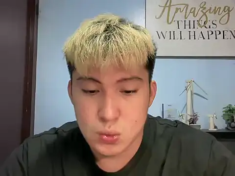 Snapshot of lovely_jay chatting on May 13, 3:41 pm lovely jay online show from May 13, 3:41 pm
