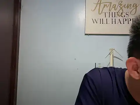 Snapshot of lovely_jay chatting on May 17, 11:27 pm lovely jay online show from May 17, 11:27 pm