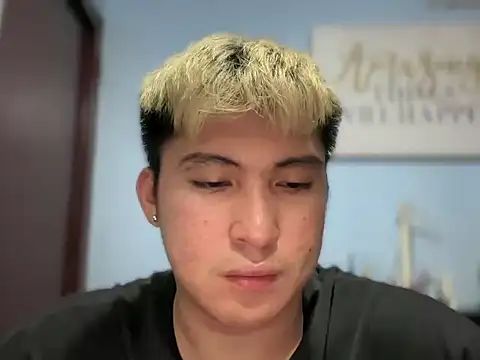 Snapshot of lovely_jay chatting on April 30, 7:32 pm lovely jay online show from April 30, 7:32 pm