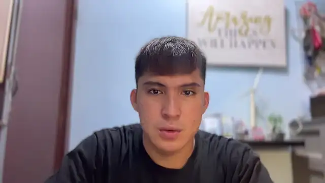 Snapshot of lovely_jay chatting on November 7, 6:40 am lovely jay online show from November 7, 6:40 am