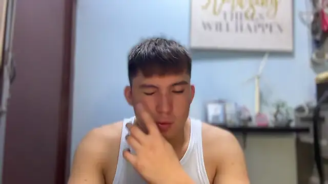 Snapshot of lovely_jay chatting on November 5, 4:54 pm lovely jay online show from November 5, 4:54 pm