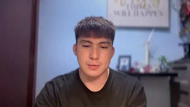 lovely jay online show from October 6, 3:02 pm