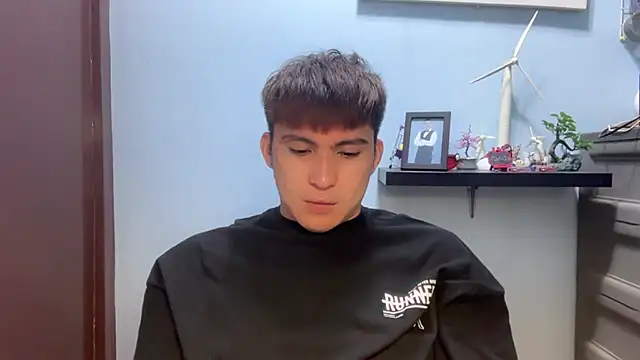 lovely jay online show from October 11, 9:49 pm