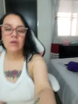 sweet adele  online show from April 15, 4:11 pm