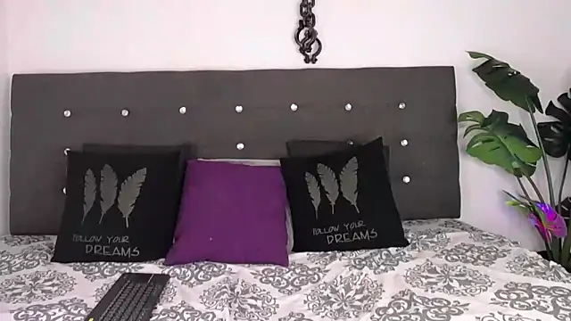 aleja spearsx online show from November 10, 11:26 am