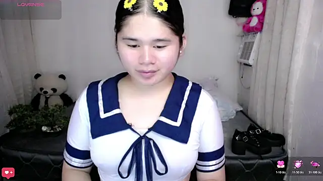 Snapshot of skinnygirl_69 chatting on June 23, 1:20 pm skinnygirl 69 online show from June 23, 1:20 pm