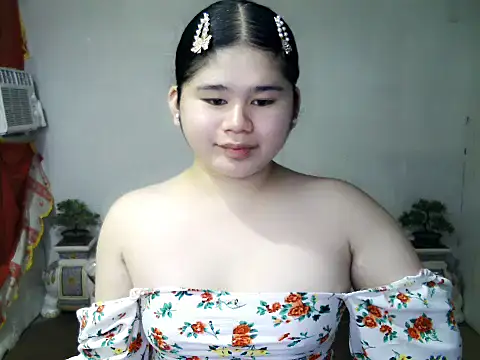Snapshot of skinnygirl_69 chatting on September 24, 2:45 pm skinnygirl 69 online show from September 24, 2:45 pm