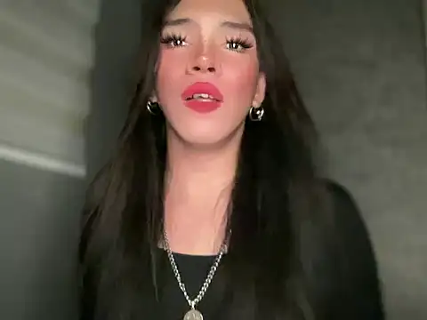 Misselliefayexxx online show from March 28, 7:48 pm