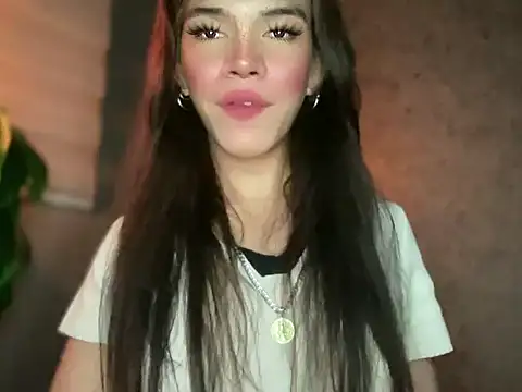 Misselliefayexxx online show from December 20, 11:18 pm