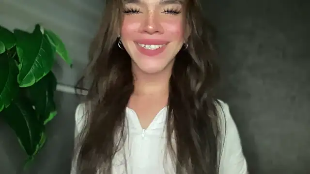 Misselliefayexxx online show from December 17, 1:10 am