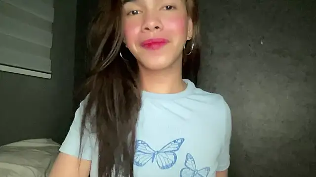 Misselliefayexxx online show from October 10, 7:36 pm